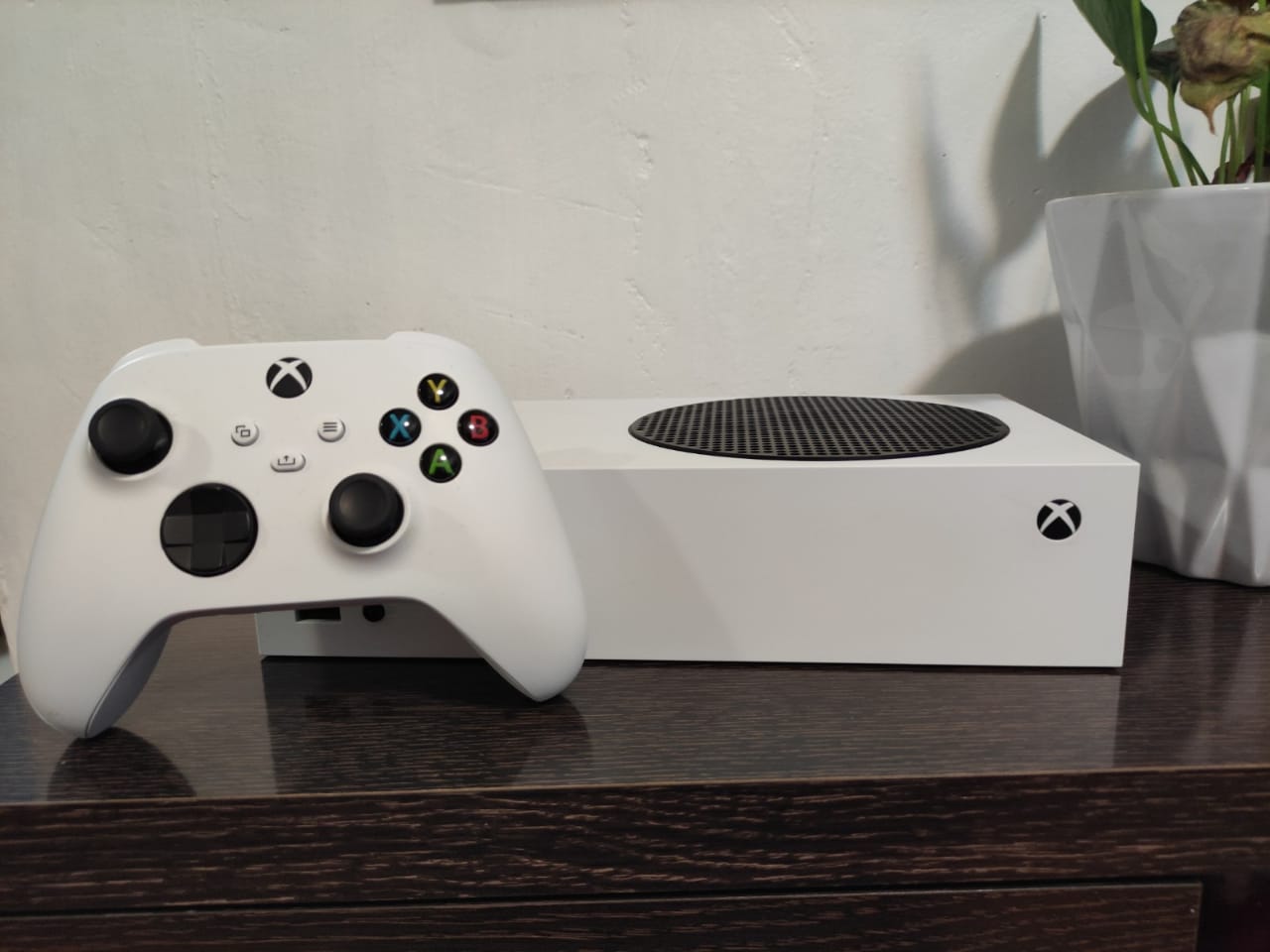 Xbox Series S Review: ¿Por qué SÍ y por qué NO comprar esta consola?